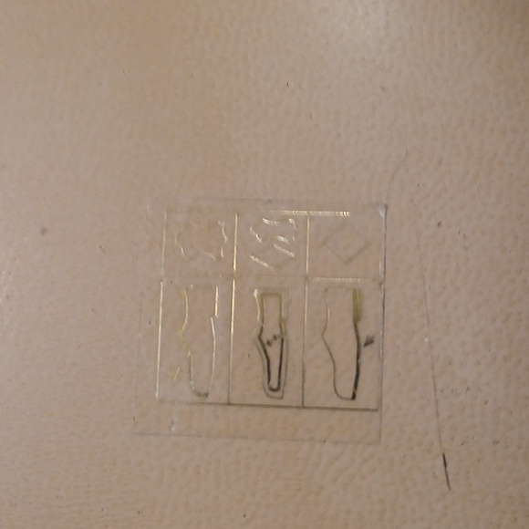 Italian Patent Burgundy Knee High Block Heel Boots Women’s size … - Picture 11 of 14